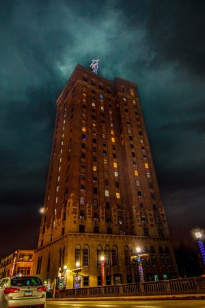 Leland Tower Apartments in Aurora